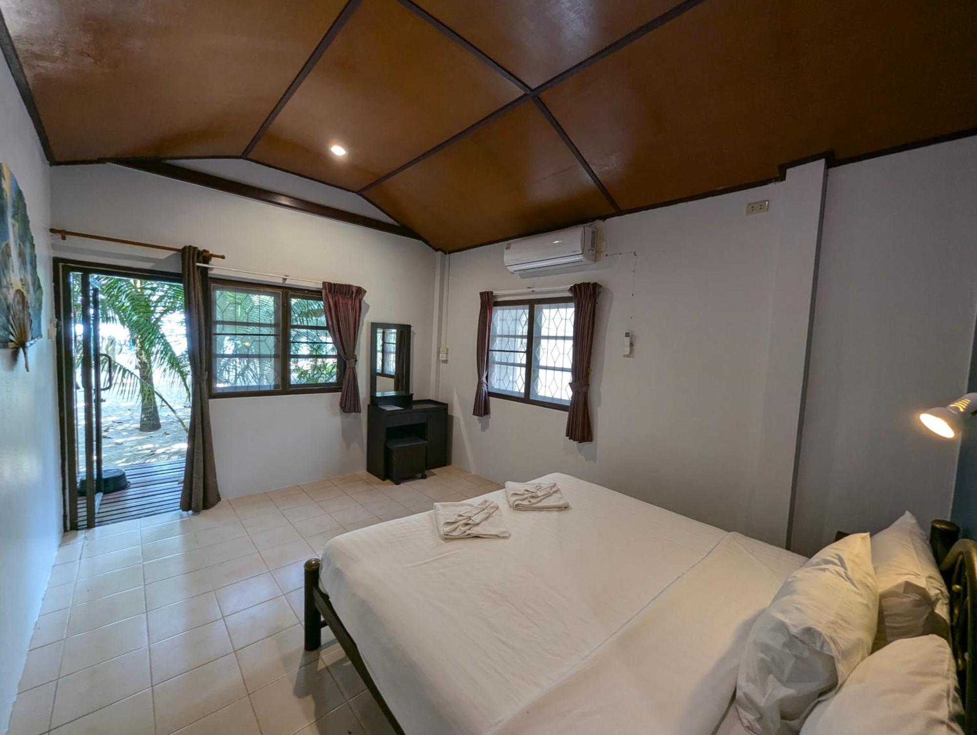 Moonhut Bungalows Mae Nam Beach Eksteriør billede
