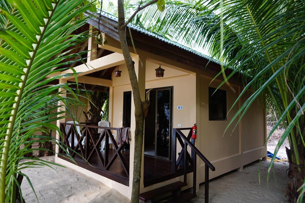 Moonhut Bungalows Mae Nam Beach Eksteriør billede